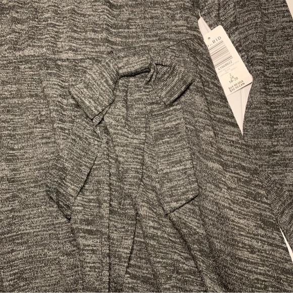 TORRID Women’s Dress, At The Knee, Faux Wrap, Black w/Heather Gray, Plus Sz. 2X - Picture 13 of 16